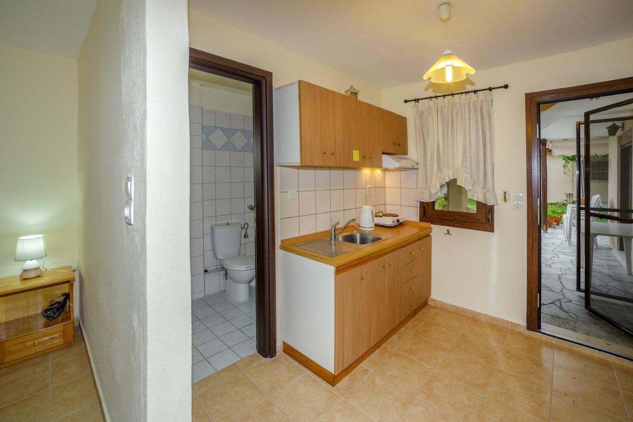 Maria - Pavlos Studios And Apartments Vourvourou Dış mekan fotoğraf